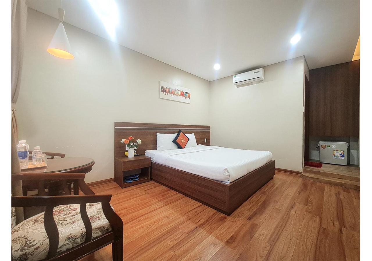 Quan Quan Hotel Da Nang Exterior foto