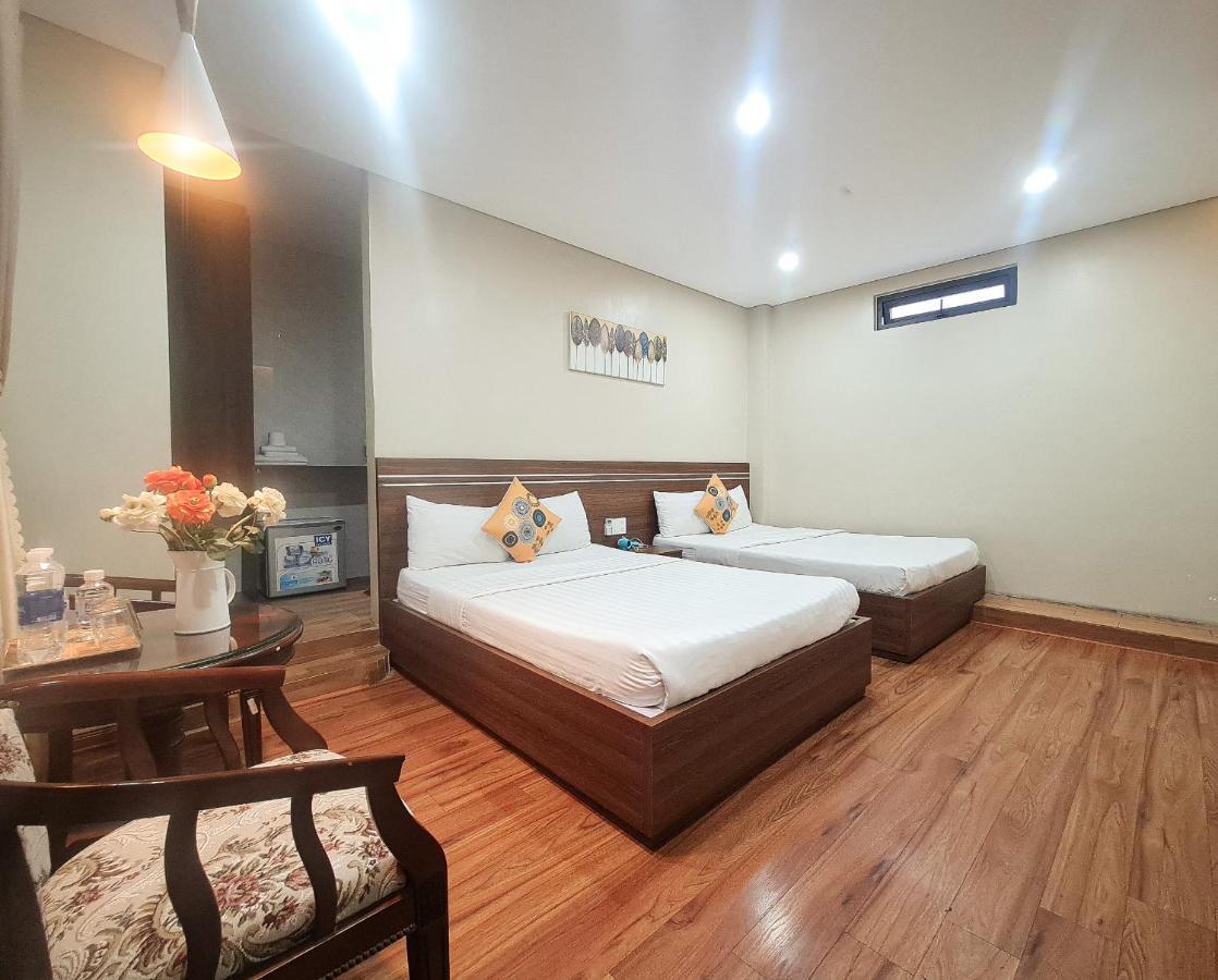 Quan Quan Hotel Da Nang Exterior foto