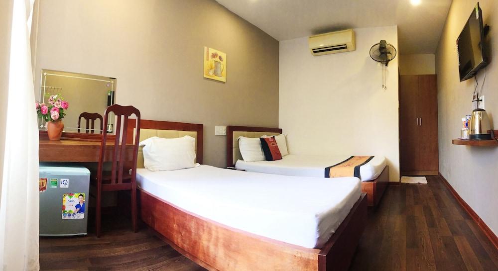 Quan Quan Hotel Da Nang Exterior foto