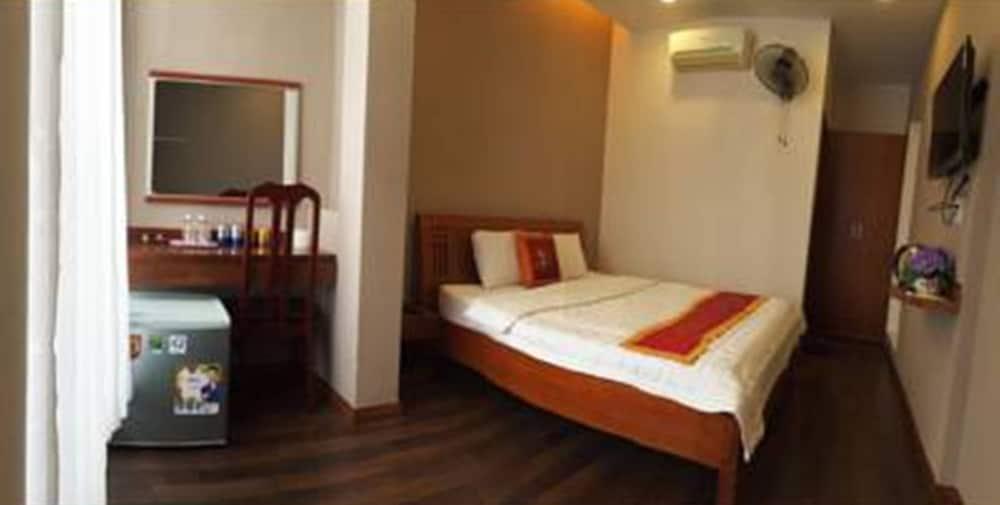Quan Quan Hotel Da Nang Exterior foto